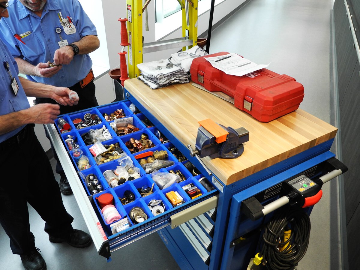 Motorized shop tool cart